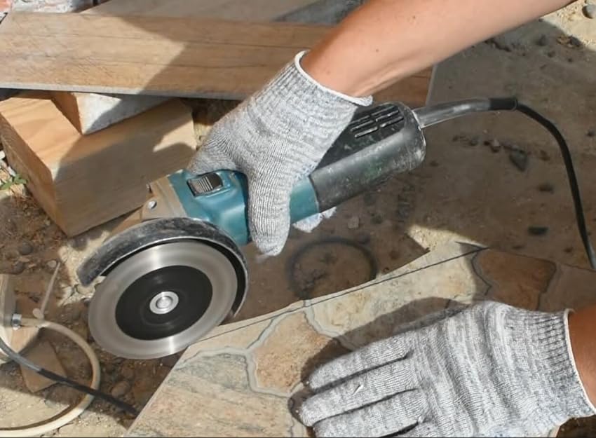 Diamond saw blade specially designed for smooth and precise cutting of marble surfaces.